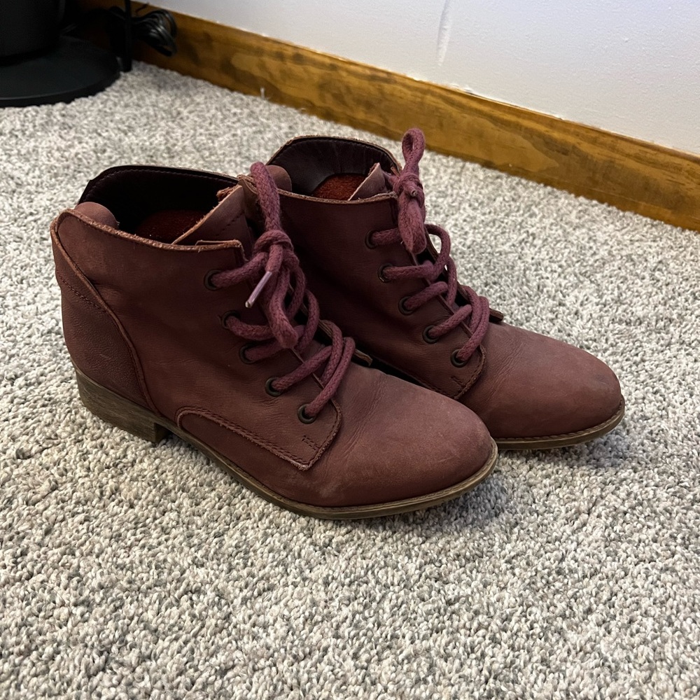 Steven Madden Booties